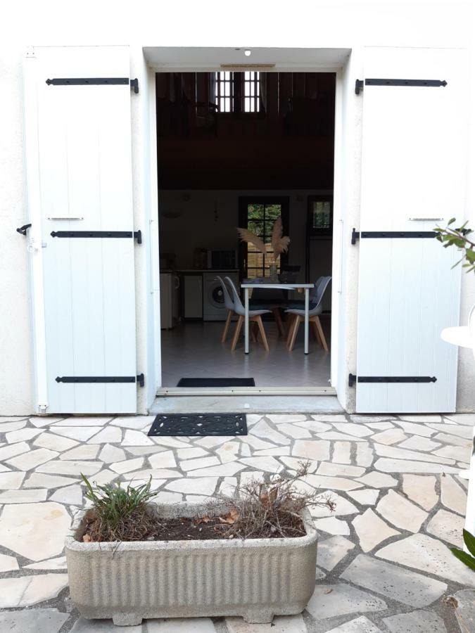 L'Abri D'Emilie Villa Saint-Xandre Kültér fotó